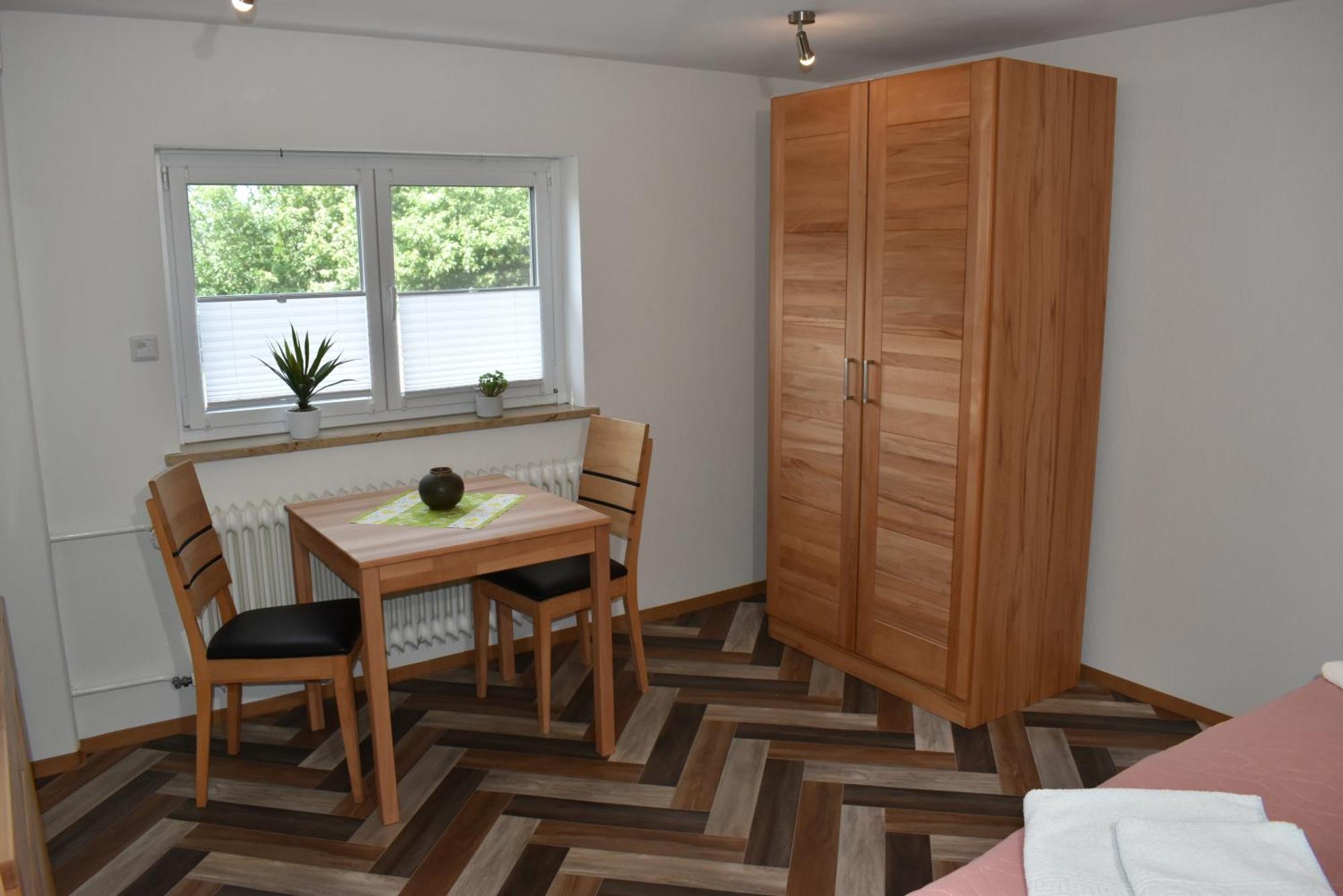 Ferienwohnung Am Steigerwaldrand Sugenheim Exterior photo